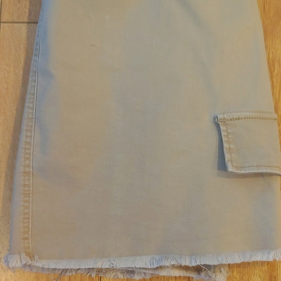 So Khaki Cargo Mini Skirt with Raw Distressed Hem size Junior Miss 15 - Picture 9 of 11